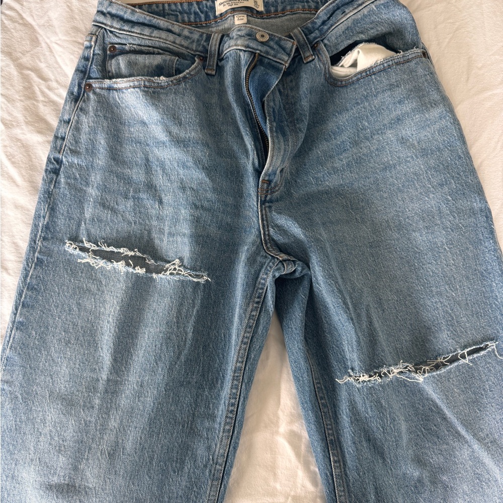NWT Abercrombie Ripped Denim